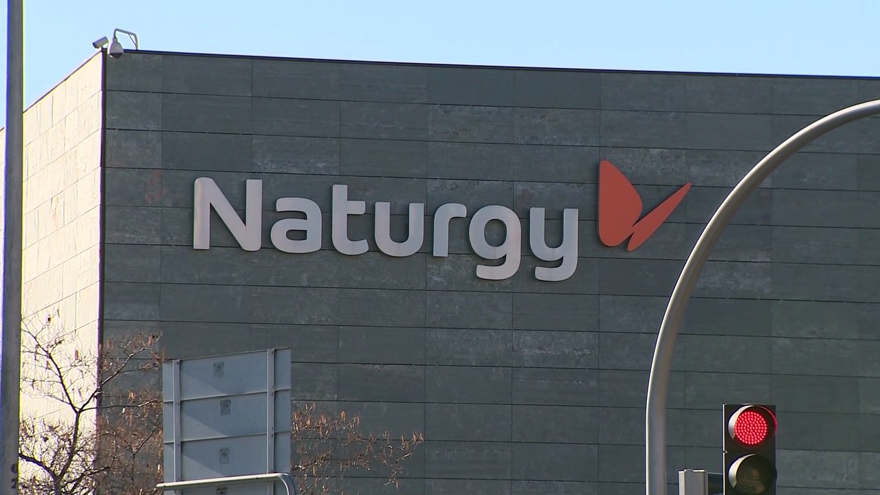 Naturgy gana 1.649 millones en 2022, un 35,8% más, en un momento marcado por la volatilidad