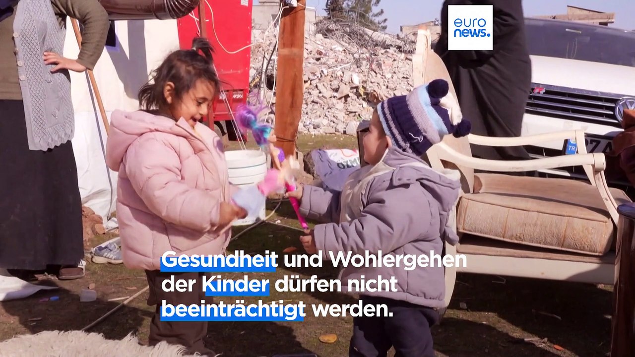 'Mama, warum ist unser Haus eingestürzt?' - Kinder in der Erdbebenzone