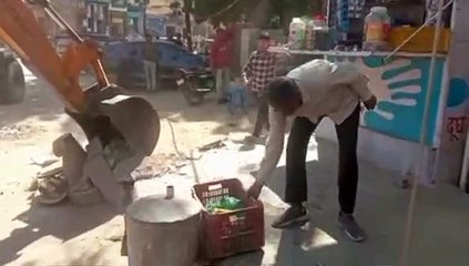 गाड़े- बोर्ड किए जब्त, अतिक्रमण हटाया