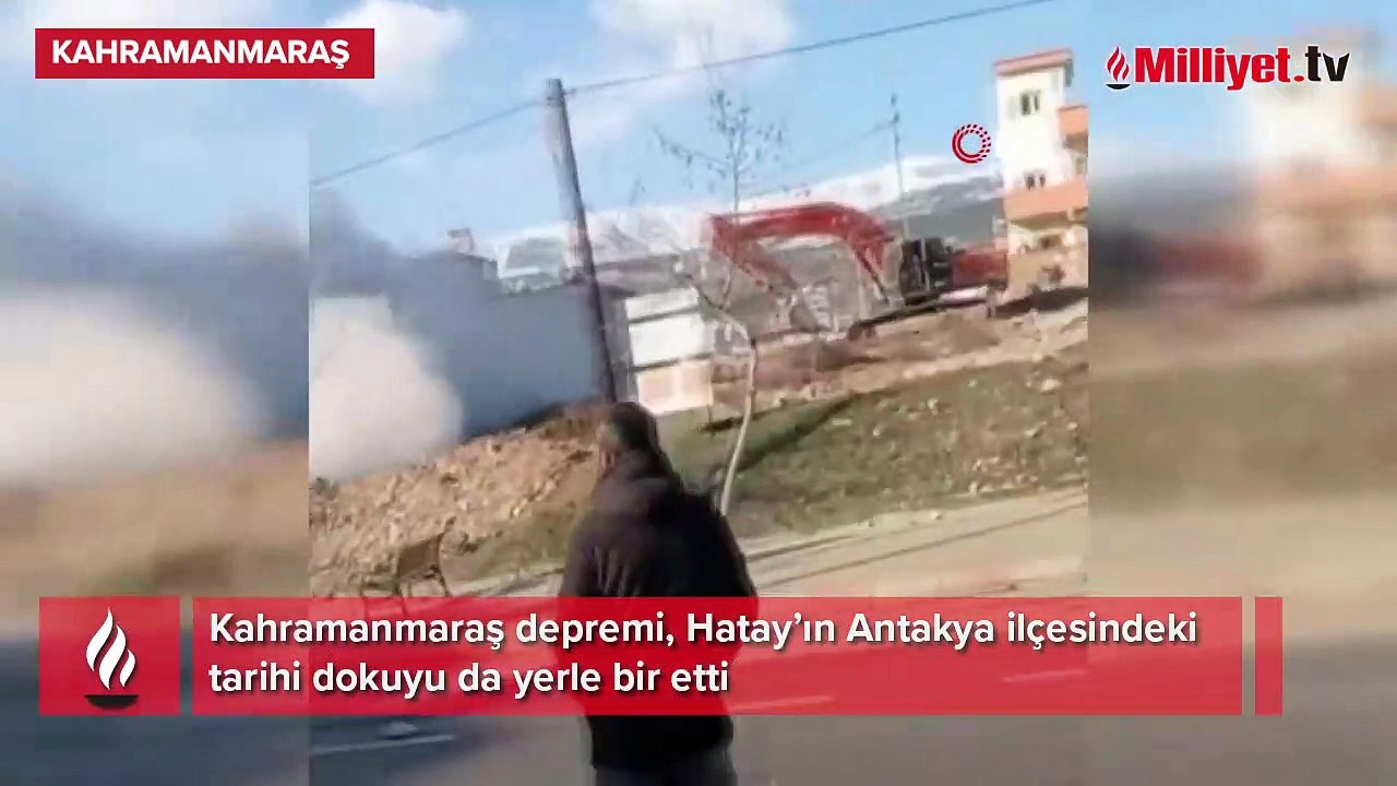 Kahramanmaraş'ta deprem anında binanın yıkılırken yaşanan panik anları kamerada