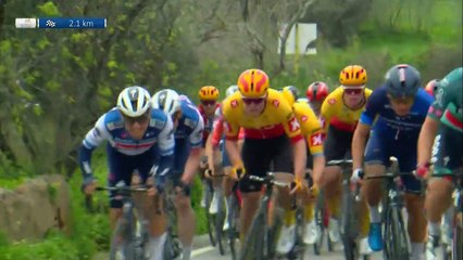 Kristoff serre le poing, Jakobsen baisse la tête : l’arrivée de la 1re étape