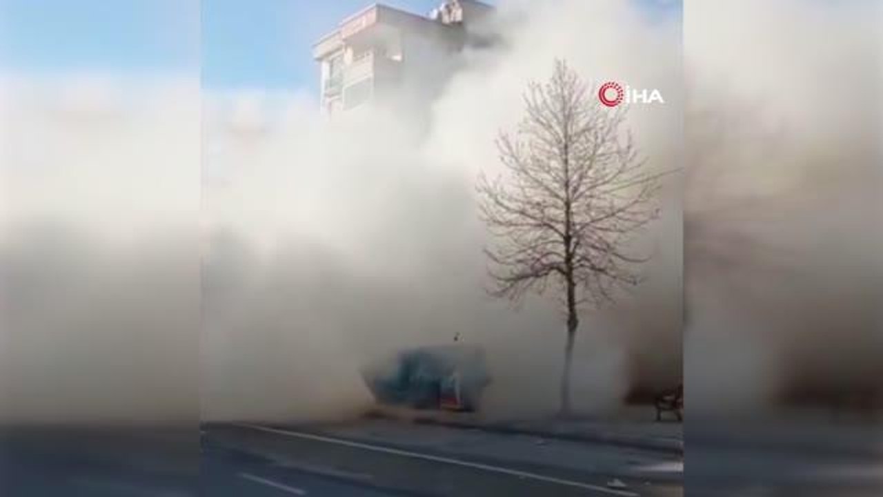 Kahramanmaraş'ta deprem anında binanın yıkılırken yaşanan panik anları kamerada