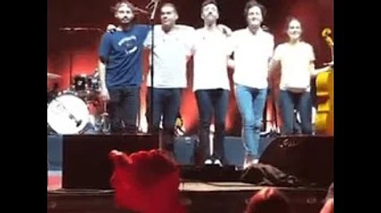 Vianney bientôt papa : il dévoile une rare vidéo de sa femme Catherine Robert, enceinte