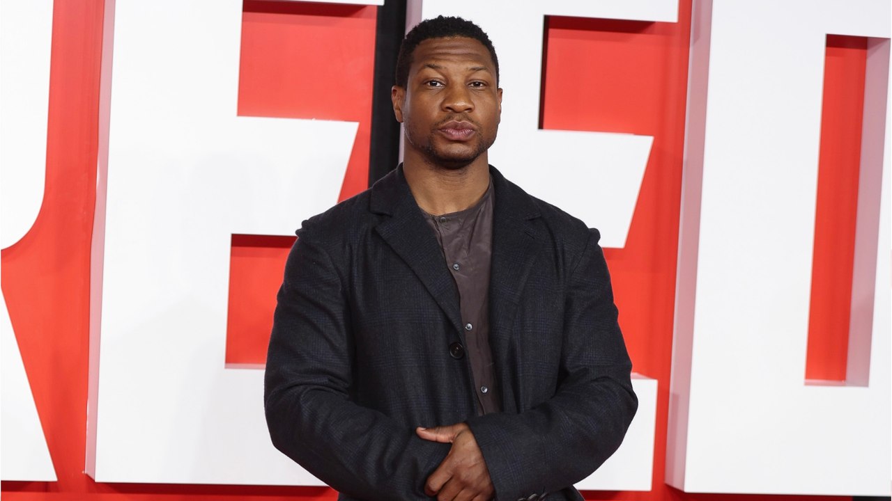 Voici - Ant-Man et la Guêpe Quantumania : qui est Jonathan Major, qui joue le rôle du grand méchant Kang?