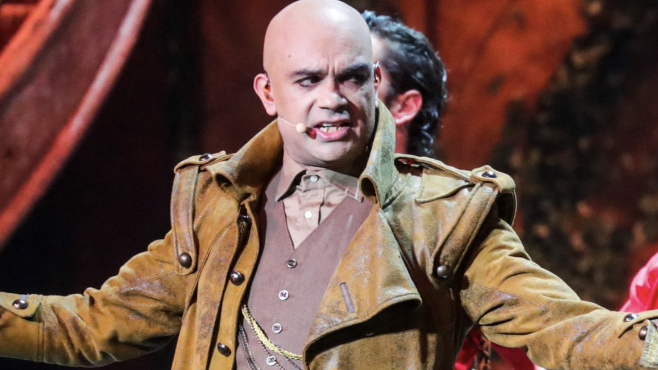 Voici - Stéphane Métro : le chanteur est condamné à 5 ans de prison pour "atteintes sexuelles sur mineurs"