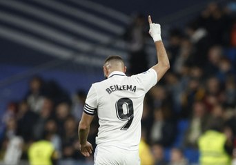 La Liga : Le Real Madrid explose Elche grâce à un doublé historique de Karim Benzema !