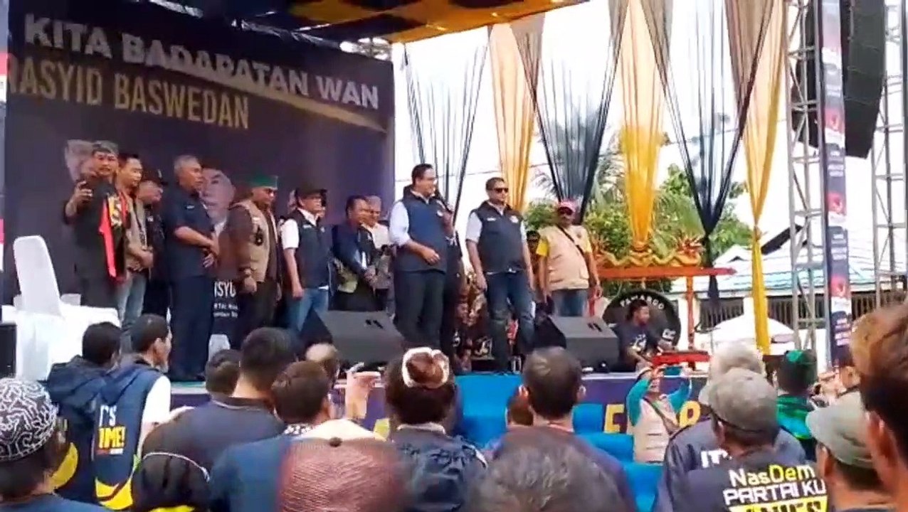 Lawatan Anies di Kalsel, Lihat Langsung Tradisi "Mangawah" Relawan di Dapur Umum Himalaya