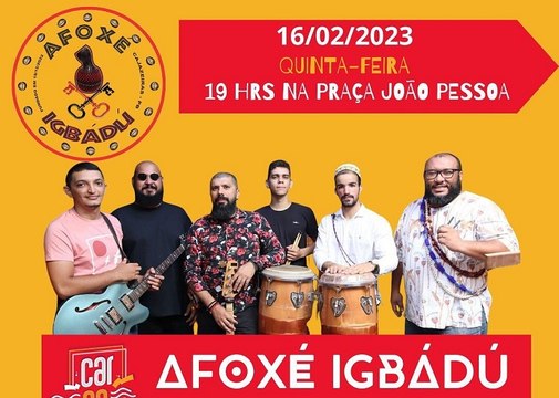 Primeiro bloco afoxé do carnaval de Cajazeiras desfila pelas ruas da cidade com trio elétrico e banda