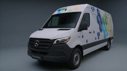 Скачать видео: Der neue Mercedes-Benz eSprinter - Digitalisierung und Infotainment mit MBUX und Mercedes me