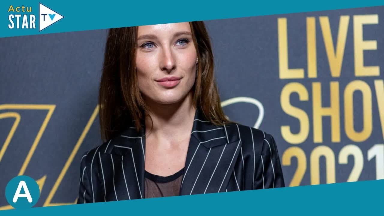 Ilona Smet, maman heureuse : photo de son bébé de 7 mois en plein jeu, craquant en salopette