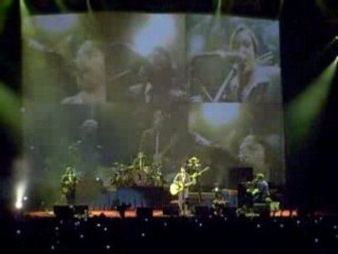 Intro du concert de James Blunt