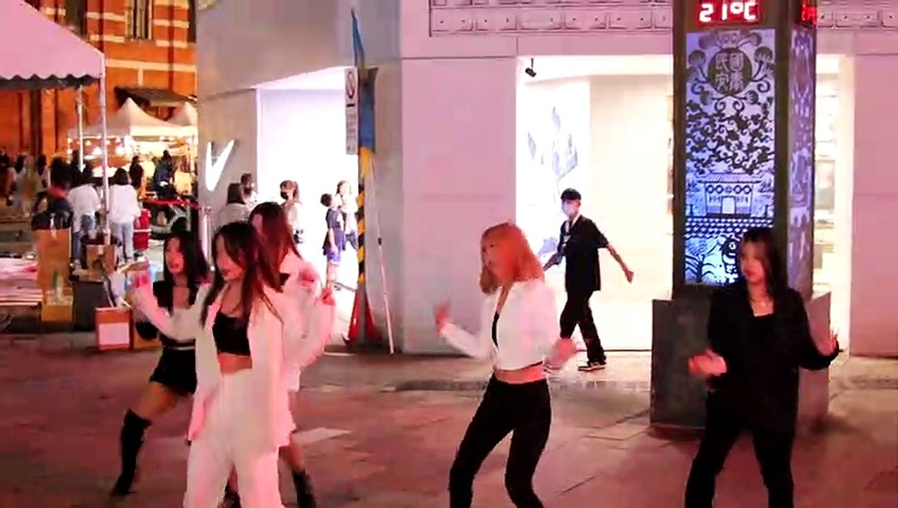 西門町少女在跳街舞 Ximen Town girl is dancing hip-hop #忠駝論壇 #fyp #蔡英文 #fypシ #foryoupage #happy #asmr #best #cute #foryou #viral #trending