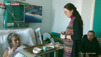 Muğla'da gençler depremzedeler için gönüllü refakatçi oldu