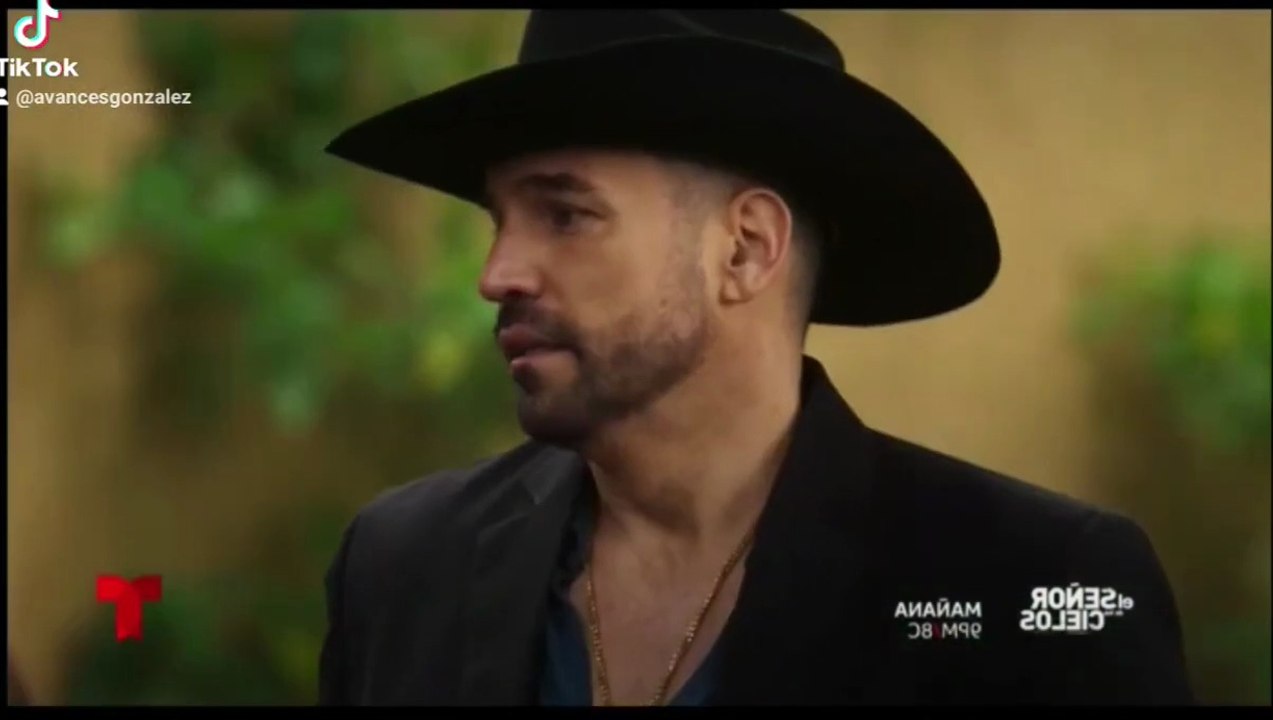 El Señor De Los Cielos 8 Capitulo 55