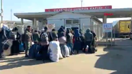 Suriyeliler, depremzede yakınları için ülkelerine gidiyor