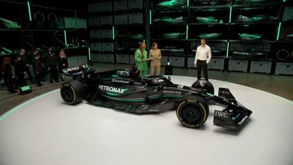 LIVE Mercedes Unveil 2023 Challenger