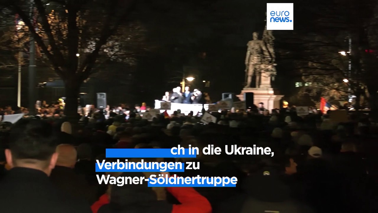 Pro-Russische Ultranationalisten versuchen Sturm auf Amtssitz des serbischen  Präsidenten