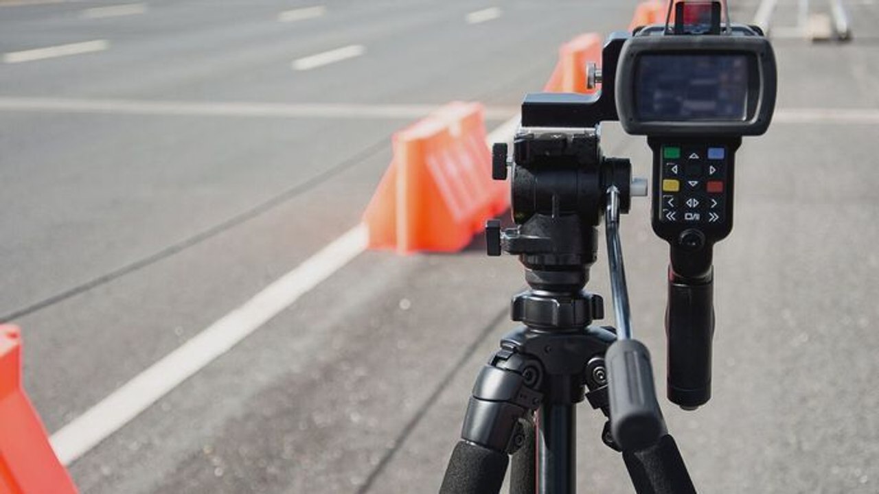 90' Enquêtes - PV, radars, fourrières : tolérance zéro pour les chauffards !