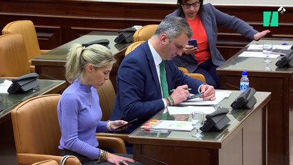 Este diputado del PSOE mira a los ojos a Ortega Smith y revienta: "¡Debería darle vergüenza!"