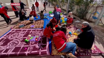 Elazığ depreminde görev yapanlar Adıyaman'da çocuklara destek veriyor