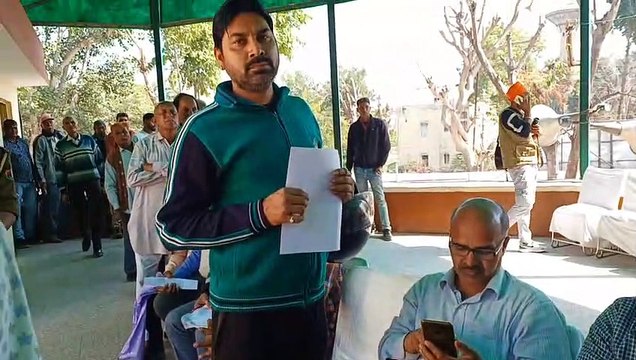 कलेक्टर ने सुनी लोगों की समस्याएं, कई समस्याओं का तुरंत समाधान