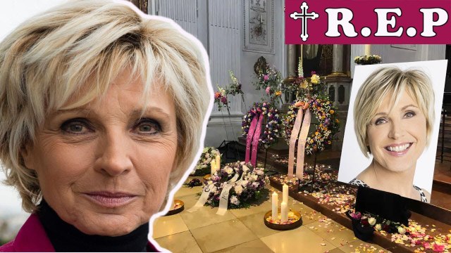 Repose en paix... Évelyne Dhéliat a rendu son dernier souffle ce matin à 7h du matin.. 74 ans