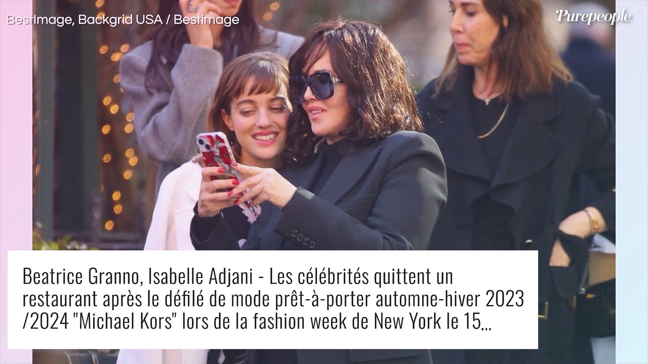 Isabelle Adjani en cuissardes : irrésistible à New York face à la lookée Katie Holmes