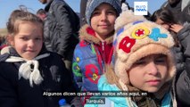 Sirios vuelven a su país en guerra tras unos terremotos que han destrozado sus oportunidades