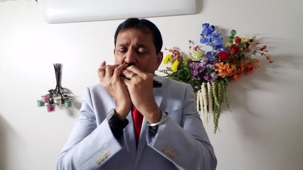 Main Shayar Badnaam - Film Namak Haraam 1973 on Harmonica Live Performance by Mukund Kamdar