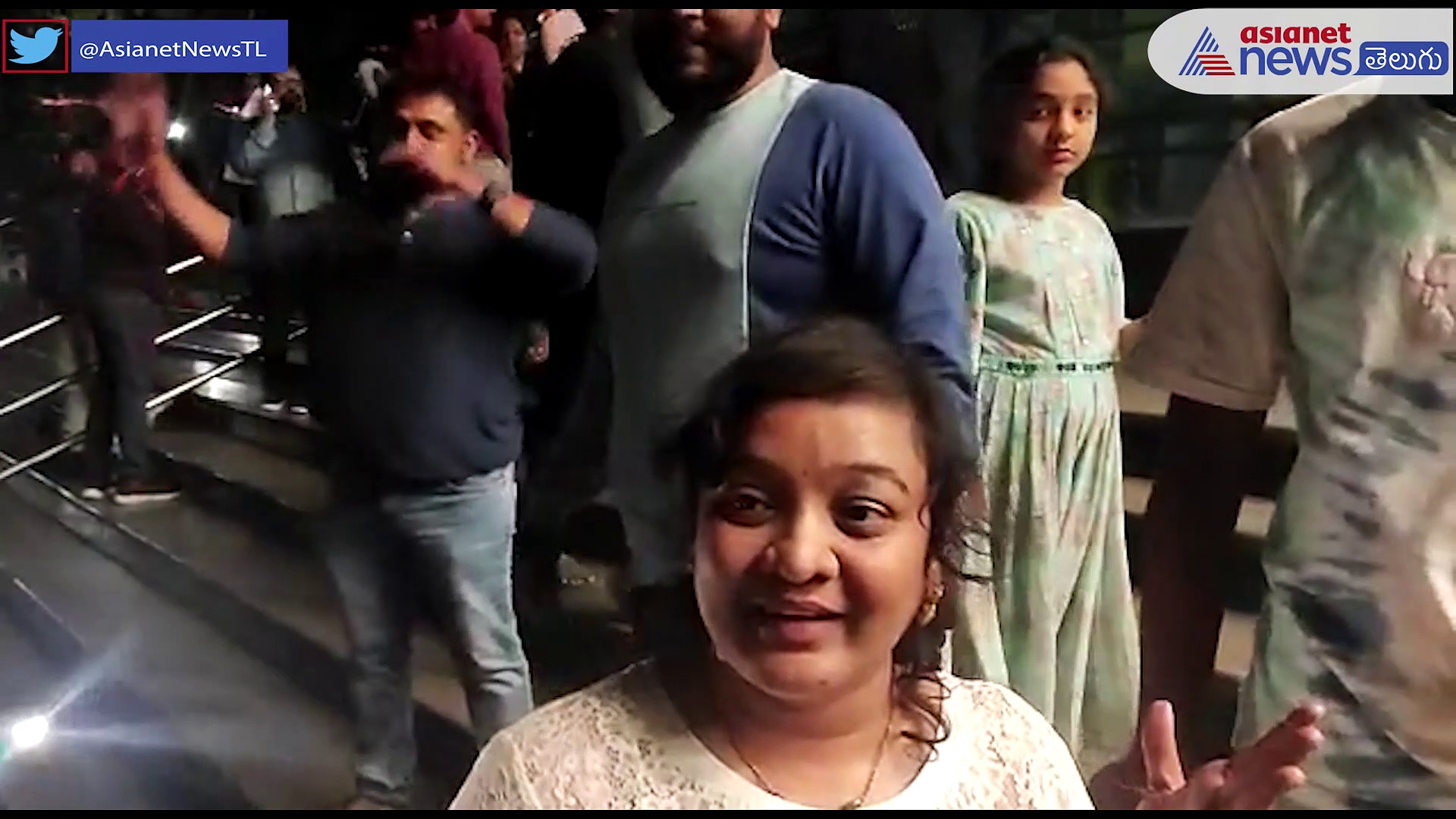 SIR మూవీ ప్రీమియర్ షో పబ్లిక్ టాక్ 