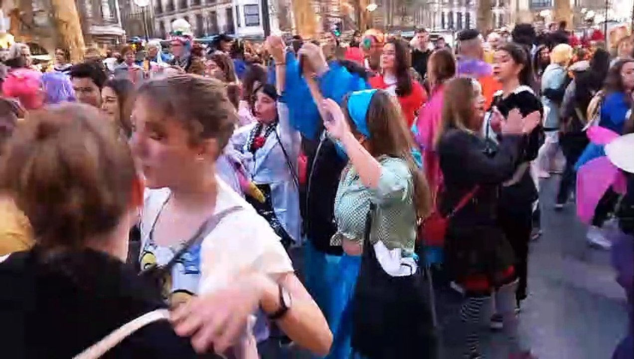 Llegada a Donostia de la diosa Momo