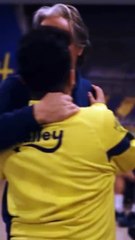 Depremzede taraftarlarla vedalaşan Jorge Jesus’un gözleri doldu