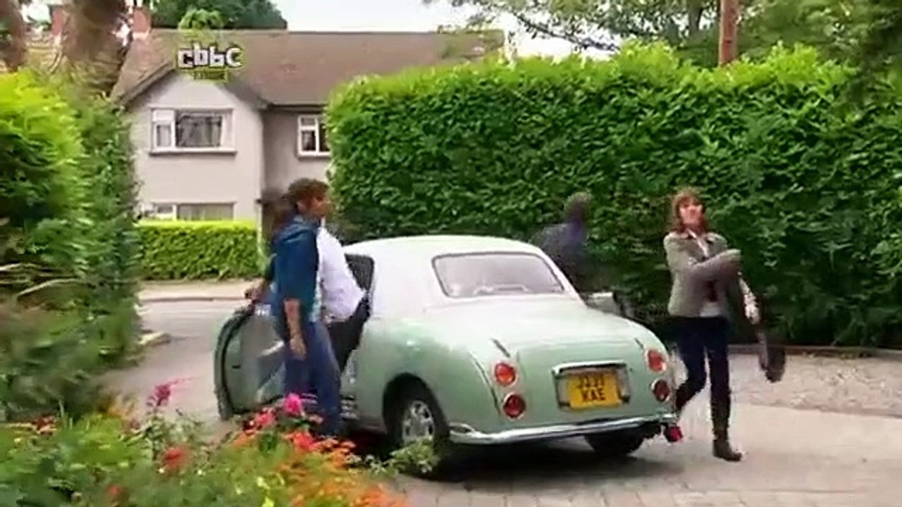 The Sarah Jane Adventures - Se2 - Ep09 - The Temptation of Sarah Jane Smith - Part 1 HD Watch