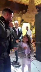 ابنة دنيا سمير غانم ترقص مع أحمد سعد