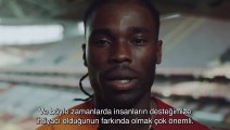 Sam Adekugbe, gözyaşına mani olamadı