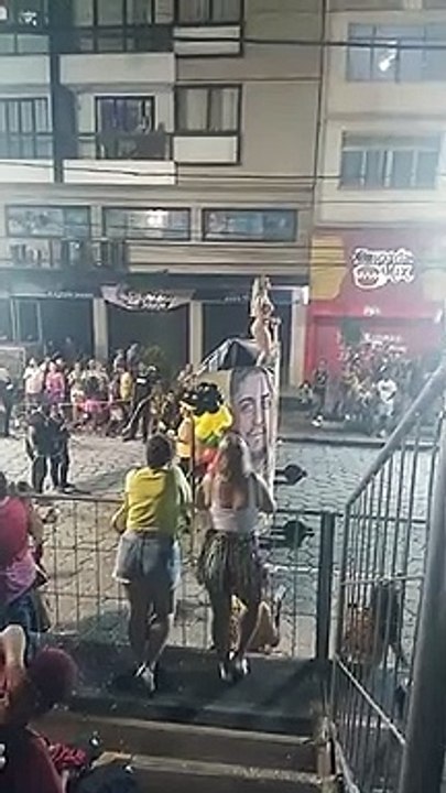 Il n'aura pas pu profiter longtemps du carnaval