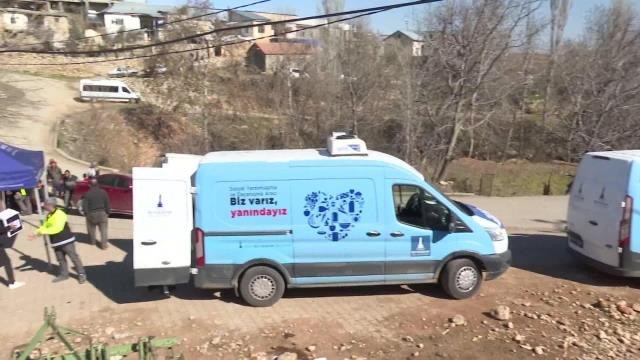 İzmir Büyükşehir Belediyesi Adıyaman'ın Köylerine Her Gün Sıcak Yemek Ulaştırıyor