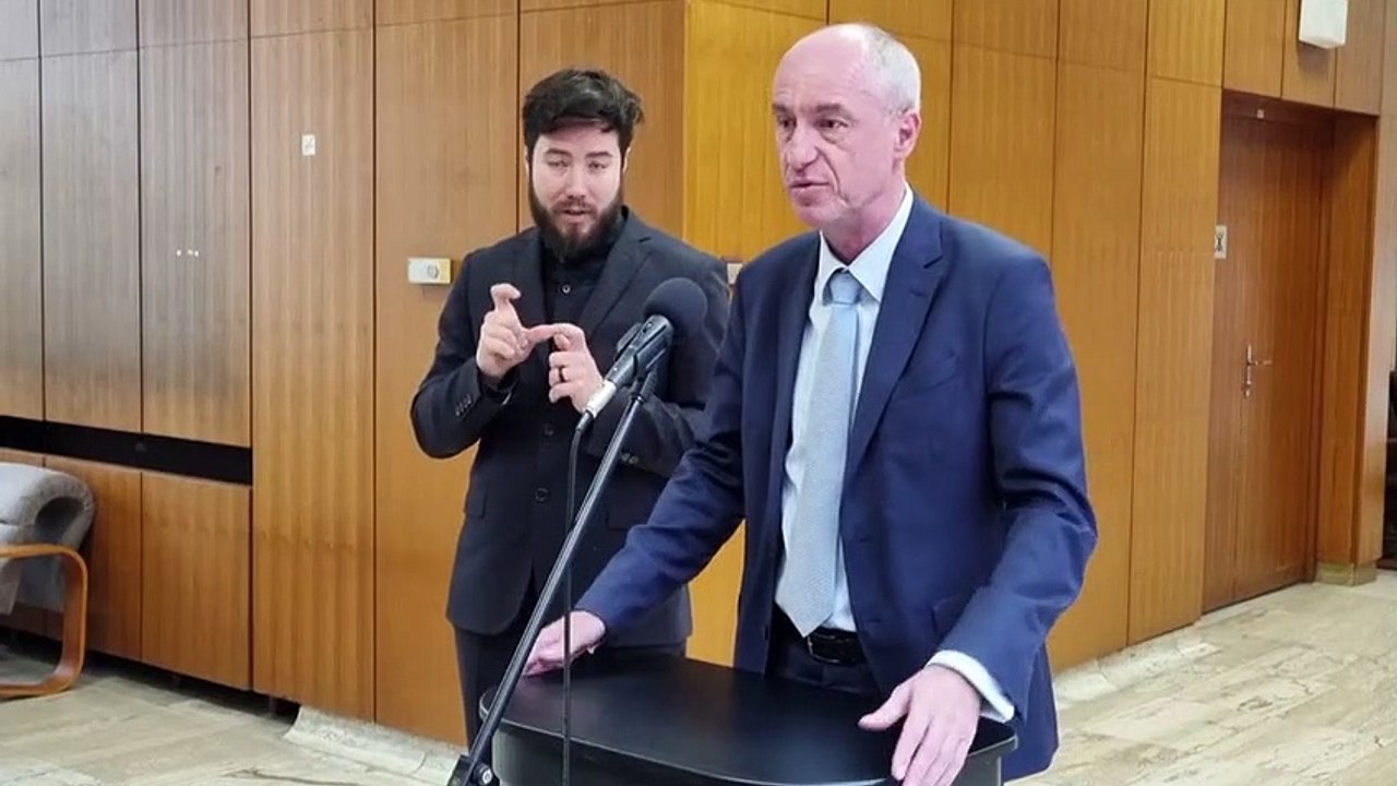 ZÁZNAM: K. Hirman: O kompenzáciu cien energií požiadalo MH prvý deň 1100 organizácií