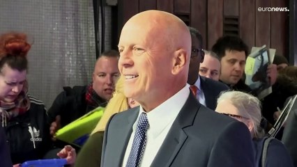 النجم الأمريكي بروس ويليس مصاب بنوع خطير مستعص من الخرف وحالته تسوء كثيرا