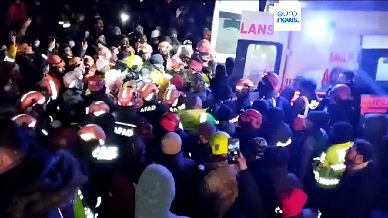 Turchia, gli ultimi miracoli sotto le macerie