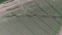 Kahramanmaraş'ta tarım arazilerini kaydıran fay havadan görüntülendi