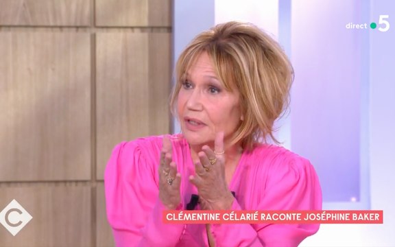 Je suis noire : Clémentine Célarié s'excuse après ses propos dans Quelle époque