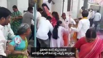 MLA Kaleru Venkatesh Injured At CM KCR Birthday Celebrations In  Amberpet  _ V6 News