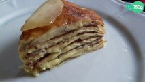 Gâteau de crêpes poire-crème vanillée