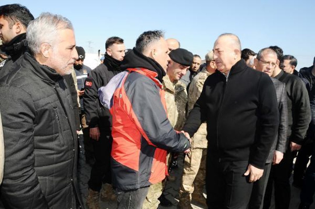 BAKAN ÇAVUŞOĞLU, NURDAĞI'NDA GIYABİ CENAZE NAMAZINA KATILDI