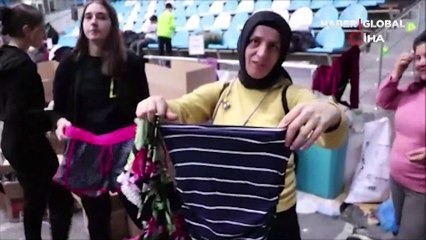 'Pes' dedirten anlar... Depremzedelere gönderilen kolileri açan gönüllüler şoke oldu!