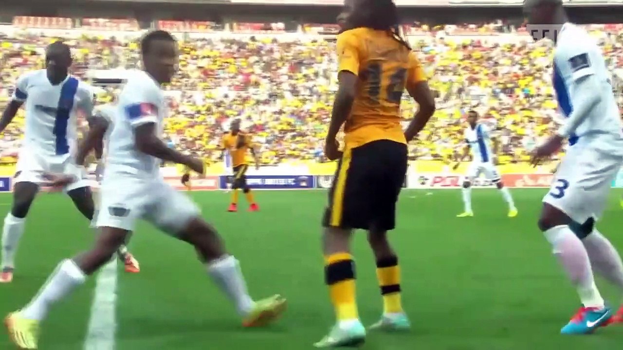 Comedy Football - Bizarre, Funny, Fails Skills, Bloopers, Nut shot (2)