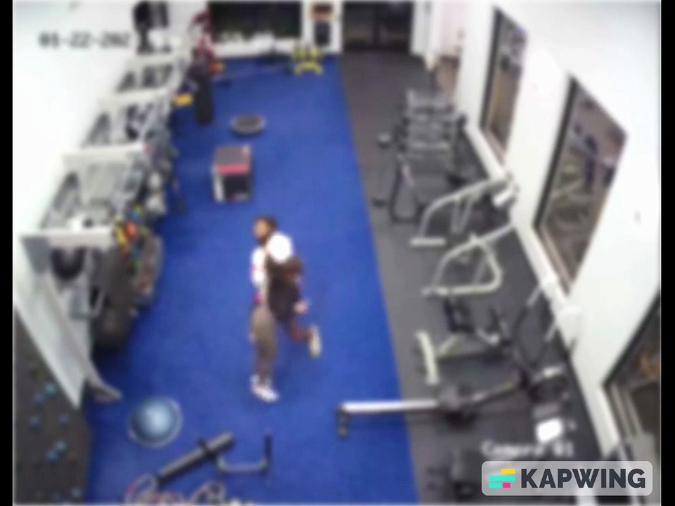 Florida, donna combatte contro un uomo che tenta di stuprarla in palestra