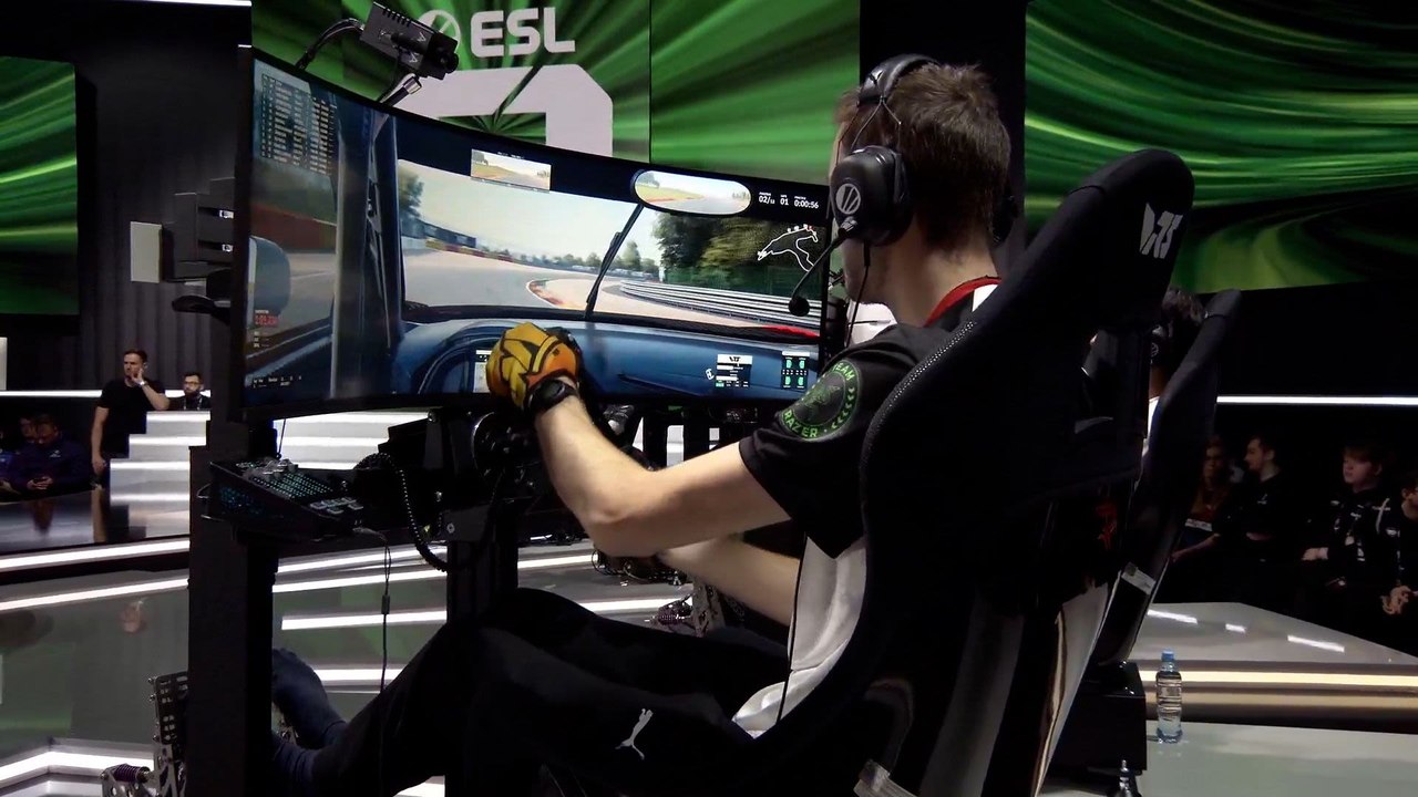 ESL R1 Auftakt: Ist das die Zukunft des SimRacing?