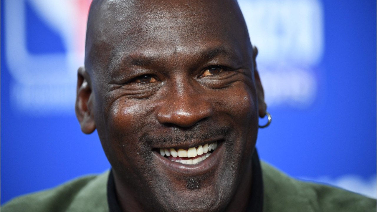 VOICI : Michael Jordan : le meurtre de son père suite à un car jacking est le drame de sa vie